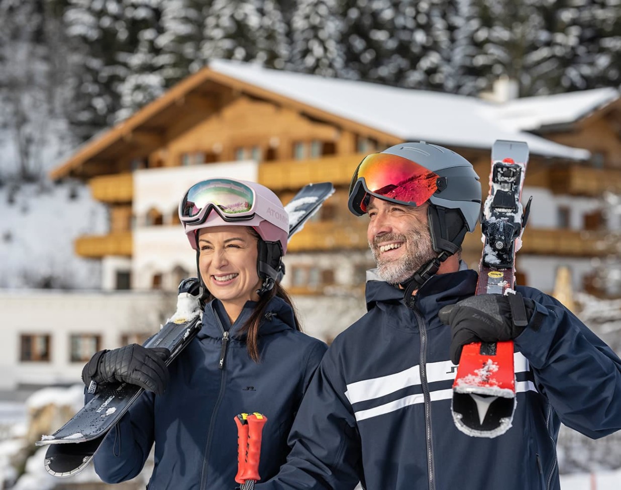 Skifahren im Skigebiet Filzmoos Neuberg mit Einstieg gegenüber dem Hotel Alpenhof Filzmoos